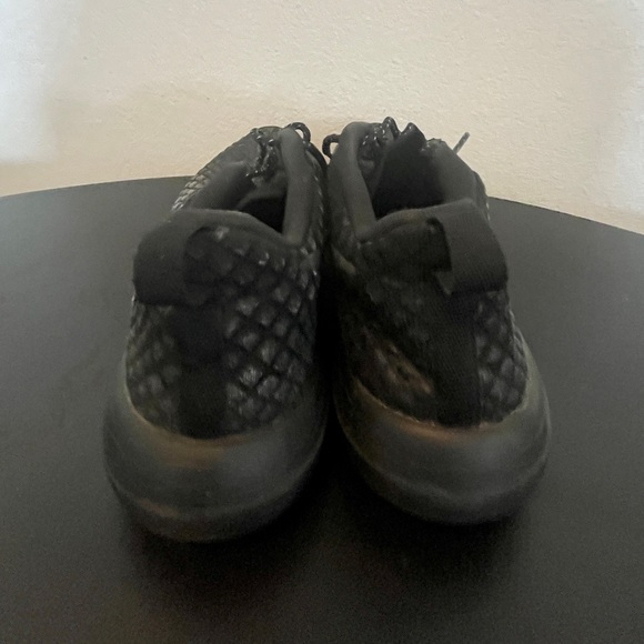 nike roshe two flyknit 365 black - Picture 4 of 7